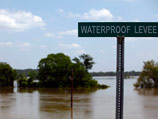 В США открыли плотину на Миссисипи, чтобы избежать затопления городов