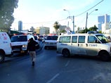 Грузовик протаранил автомобили в Тель-Авиве и скрылся. Один погибший