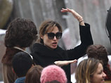 Режиссерский дебют Анджелины Джоли "В краю крови и меда" выйдет на экраны в декабре 2011 года