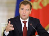 Прохоров лукавит: его кандидатура одобрена тандемом. Обновленное "Правое дело" может выдвинуть Медведева в президенты Прохоров лукавит: его кандидатура одобрена тандемом. Обновленное "Правое дело" может выдвинуть Медведева в президенты