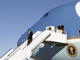 Самолету Обамы пришлось садиться по приборам и со второго раза