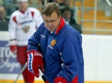 Ветераны советского хоккея требуют выгнать из сборной тренера Захаркина