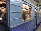 Сотрудники московского метро не отреагировали на сообщение пассажиров о подозрительном пакете