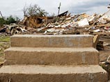 Торнадо разрушил город в США: под развалинами больницы погибли 30 человек 