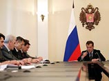 Медведев приехал на Петровку, 38: на время его визита преступления в Москве прекратились Медведев приехал на Петровку, 38: на время его визита преступления в Москве прекратились