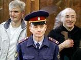 В суде над Ходорковским не заметили слов Медведева. Но фигуранты дела ЮКОСа могут выйти в любой момент