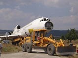 Самолет бывшего генсека компартии Болгарии превратили в аттракцион для дайверов Самолет бывшего генсека компартии Болгарии превратили в аттракцион для дайверов
