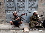 Десятки йеменцев погибли в результате вооруженных столкновений, которые начались в ночь на четверг в столице республики Сане между сторонниками и противниками президента страны Али Абдаллы Салеха
