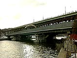 В Москве ко Дню города открылось движение автотранспорта по Лужнецкому мосту В Москве ко Дню города открылось движение автотранспорта по Лужнецкому мосту