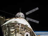 Шаттл Endeavour поднял орбиту МКС на 800 метров