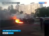 Во вторник вечером четыре иномарки - BMW X6, Volkswagen Passat, Mazda, BMW 3 - сгорели на юго-западе Москвы при пожаре на автостоянке, расположенной на пересечении улиц Новочеремушкинская и Дмитрия Ульянова