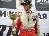 Во время игры в пейнтбол в руках у вице-чемпиона Европы по автогонкам взорвалась граната: ампутированы три пальца Во время игры в пейнтбол в руках у вице-чемпиона Европы по автогонкам взорвалась граната: ампутированы три пальца