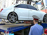На севере Москвы сотрудники ГИБДД вынуждены были открыть стрельбу по пассажирам автомобиля Mercedes, который грубо нарушал правила дорожного движения