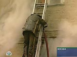 Сильный пожар случился в общежитии физкультурников на Сиреневом бульваре