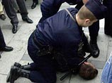 Чеченцы пытались убежать от полиции в Ницце. Один погиб, нескольких задержали
Чеченцы пытались убежать от полиции в Ницце. Один погиб, нескольких задержали