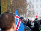 Кроме того, прокуратура обвиняет экс-министра в том, что он не проконтролировал ситуацию вокруг Icesave, "дочки" одного из ведущих банков страны, Landsbanki Кроме того, прокуратура обвиняет экс-министра в том, что он не проконтролировал ситуацию вокруг Icesave, "дочки" одного из ведущих банков страны, Landsbanki