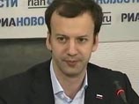 Медведев предлагает правительству продать ВТБ и "Роснефть"