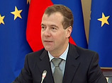 Медведев объявил, что вступление страны во Всемирную торговую организацию в очередной раз откладывается, а права на безвизовые поездки в Евросоюз россиянам придется ждать еще неопределенное время Медведев объявил, что вступление страны во Всемирную торговую организацию в очередной раз откладывается, а права на безвизовые поездки в Евросоюз россиянам придется ждать еще неопределенное время
