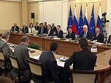Медведев: Россия уступит ЕС, но не получит ни свободных поездок в Европу, ни ВТО Медведев: Россия уступит ЕС, но не получит ни свободных поездок в Европу, ни ВТО