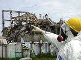 После разрушительного землетрясения и цунами 11 марта в Японии на расположенной на северо-востоке страны АЭС "Фукусима-1" была зафиксирована серия аварий, вызванных выходом из строя системы охлаждения