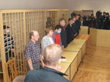 В Приморском краевом суде во вторник вынесен обвинительный приговор банде "черных" риелторов, в том числе двум бывшим милиционерам, убивавшим людей, чтобы завладеть их квартирами