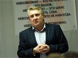 Аутсайдер премьер-лиги в течение суток сменил двух тренеров Аутсайдер премьер-лиги в течение суток сменил двух тренеров