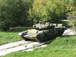 Танки сдувает ветром. Эксперты в ужасе от резиновой техники для армии РФ (ВИДЕО) Танки сдувает ветром. Эксперты в ужасе от резиновой техники для армии РФ (ВИДЕО)