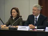 Медведев поручил разместить Международный финансовый центр за пределам МКАД Медведев поручил разместить Международный финансовый центр за пределам МКАД