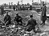 Советские военнопленные на строительстве дорог на окупированноых  территориях, 1942 г.