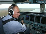 Путинскому "самолету-амбиции" в Ле Бурже не позволяют извергнуть из себя российский триколор: это опасно