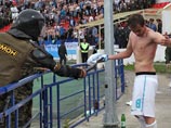 ОМОН полностью отрицает применение электрошока к футболисту "Зенита" ОМОН полностью отрицает применение электрошока к футболисту "Зенита"