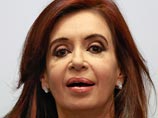 Президент Аргентины Кристина Фернандес де Киршнер ударилась об ограждение и поранила голову на встрече со своими сторонниками