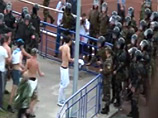 В Сети появилось новое видео стычки сербского легионера футбольного клуба "Зенит" Данко Лазовича с сотрудниками нижегородской полиции