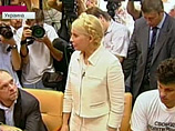 В Киеве у здания, где судят экс-премьера Тимошенко, митингуют ее сторонники и противники В Киеве у здания, где судят экс-премьера Тимошенко, митингуют ее сторонники и противники