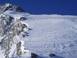 Тела шести погибших альпинистов были обнаружены сегодня на высоте 2,7 тыс. метров на пике Неж Кордье в департаменте Верхние Альпы на юго-востоке Франции