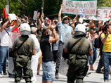 Греция протестует против планов правительства сократить расходы