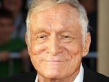 85-летний основатель Playboy, которого бросила невеста, уже нашел себе две молодые замены 85-летний основатель Playboy, которого бросила невеста, уже нашел себе две молодые замены