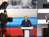 Путин подчеркнул, что при вступлении в ОНФ должна превалировать "воля самих людей, высказанная на собраниях трудовых коллективов, по месту жительства". Причем, по его словам, "тех, кто стремится разделить эти цели, кто не по указке вступает во Фронт, очен