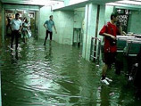 Украина под водой: в Харькове из-за дождей затопило метро и погибла женщина (ФОТО, ВИДЕО)