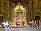 К концу 2011 года в Большом театре ждут миланский театр La Scala, который закроет в России Год итальянского языка