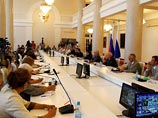Правозащитники представили Медведеву доклад по Магнитскому: в его смерти виноваты и врачи, и следователь Правозащитники представили Медведеву доклад по Магнитскому: в его смерти виноваты и врачи, и следователь