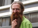 Идеи доктора Де Грея, конечно, могут показаться слишком смелыми, и еще в 2005 году девять крупных ученых гневно заклеймили выкладки Де Грея как "псевдонауку" Идеи доктора Де Грея, конечно, могут показаться слишком смелыми, и еще в 2005 году девять крупных ученых гневно заклеймили выкладки Де Грея как "псевдонауку"