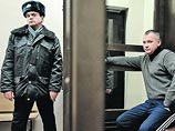За изнасилование 27 девушек столичный гаишник получил 14 лет: службе не мешала ни судимость, ни учет в психдиспансере За изнасилование 27 девушек столичный гаишник получил 14 лет: службе не мешала ни судимость, ни учет в психдиспансере