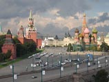 СМИ пытаются понять расстановку сил и предвидеть, у кого из членов тандема больше шансов претендовать на кресло в Кремле