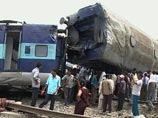 Пассажирский поезд "Калка мейл" следовал из города Хаура (штат Западная Бенгалия) в индийскую столицу Нью-Дели. После того, как машинист прибегнул к экстренному торможению, с рельсов сошли 12 вагонов и локомотив