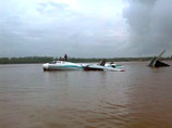 По уточненным данным МЧС, шесть человек погибли при аварийной посадке Ан-24 на реке Обь в Томской области, судьба одного неизвестна