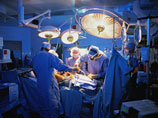Испанские хирурги провели уникальную операцию: они пересадили пациенту обе ноги