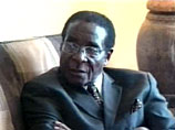 Говоря о премьере, Лебедев сравнивает его с президентом Зимбабве Робертом Мугабе, который погрузил страну в многолетнюю рецессию, установив однопартийную систему, ввязавшись в несколько войн и ограничив возможности бизнеса