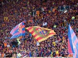 В этом году "Барселона" рассчитывает отобрать у мадридского "Реала" звание рекордсмена по количеству заработанных средств. Об этом, по данным ИТАР-ТАСС, заявил президент каталонского футбольного клуба Сандро Россель