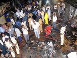 В индийском Мумбаи увеличилось число жертв трех взрывов, прогремевших накануне. По последним данным, погиб 21 человек, 113 ранены